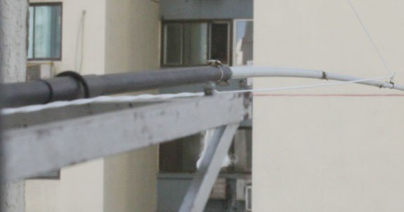 图五：底部外套热缩管用PPR管绝缘