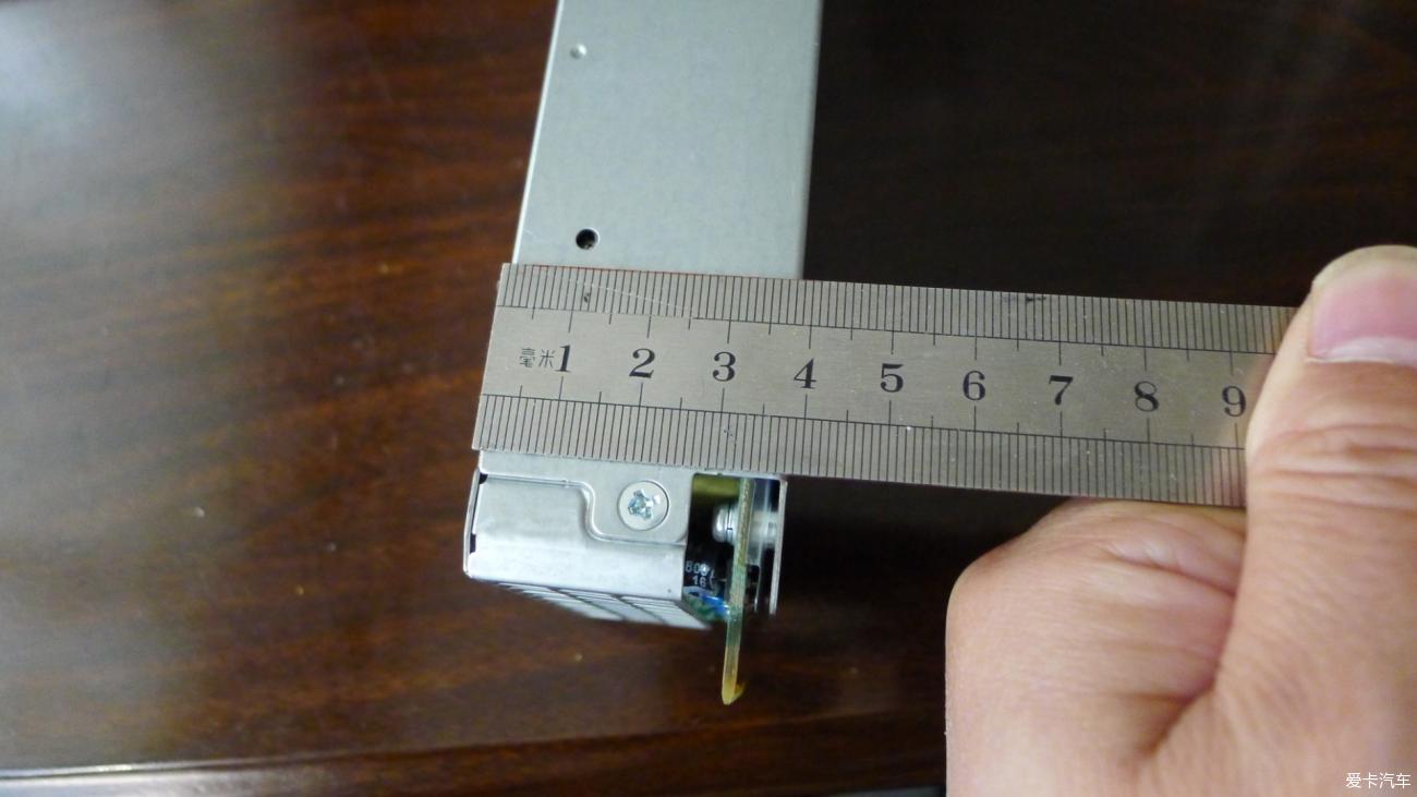 便宜好用，20元包邮的550w服务器电源改电压为13.8v