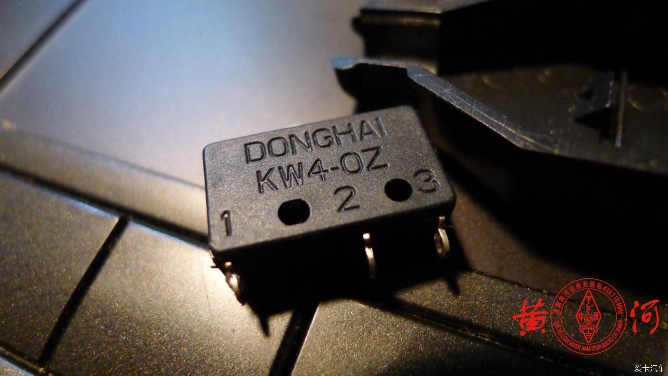 使用微动开关制作单桨电键