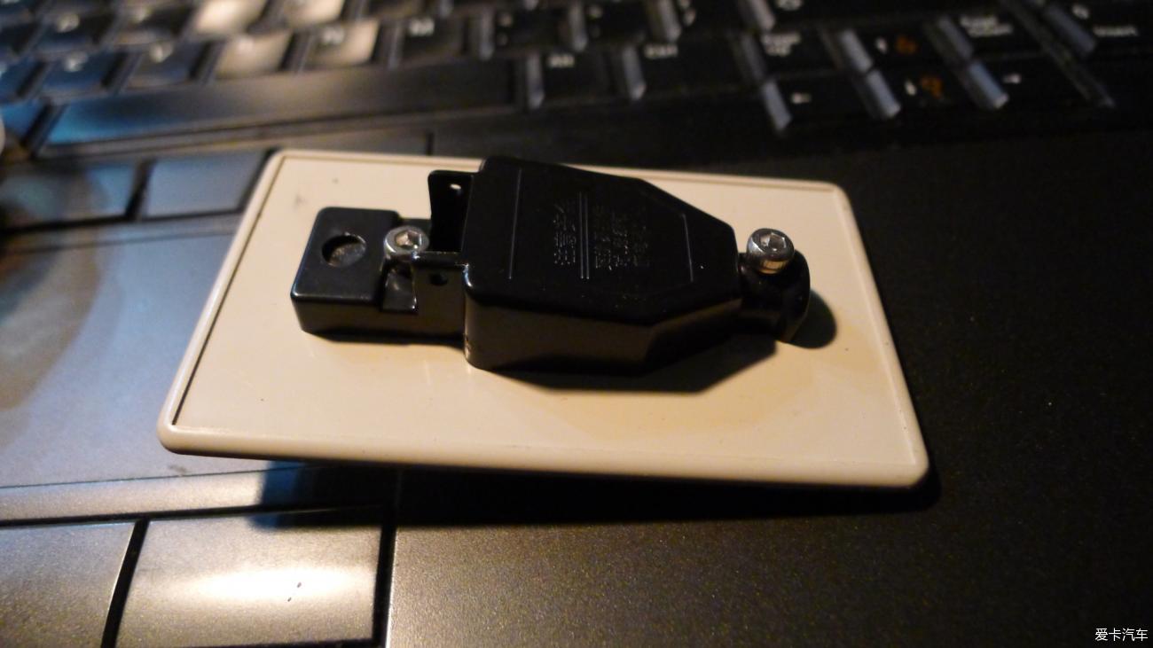 使用微动开关制作单桨电键