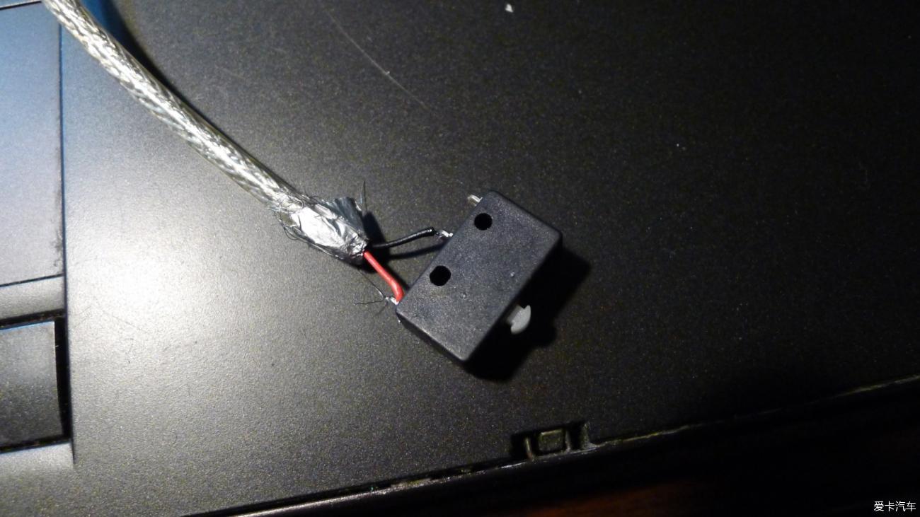 使用微动开关制作单桨电键