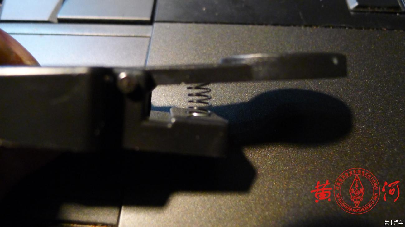 使用微动开关制作单桨电键