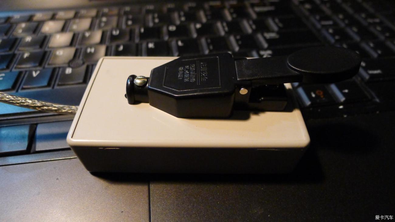 使用微动开关制作单桨电键