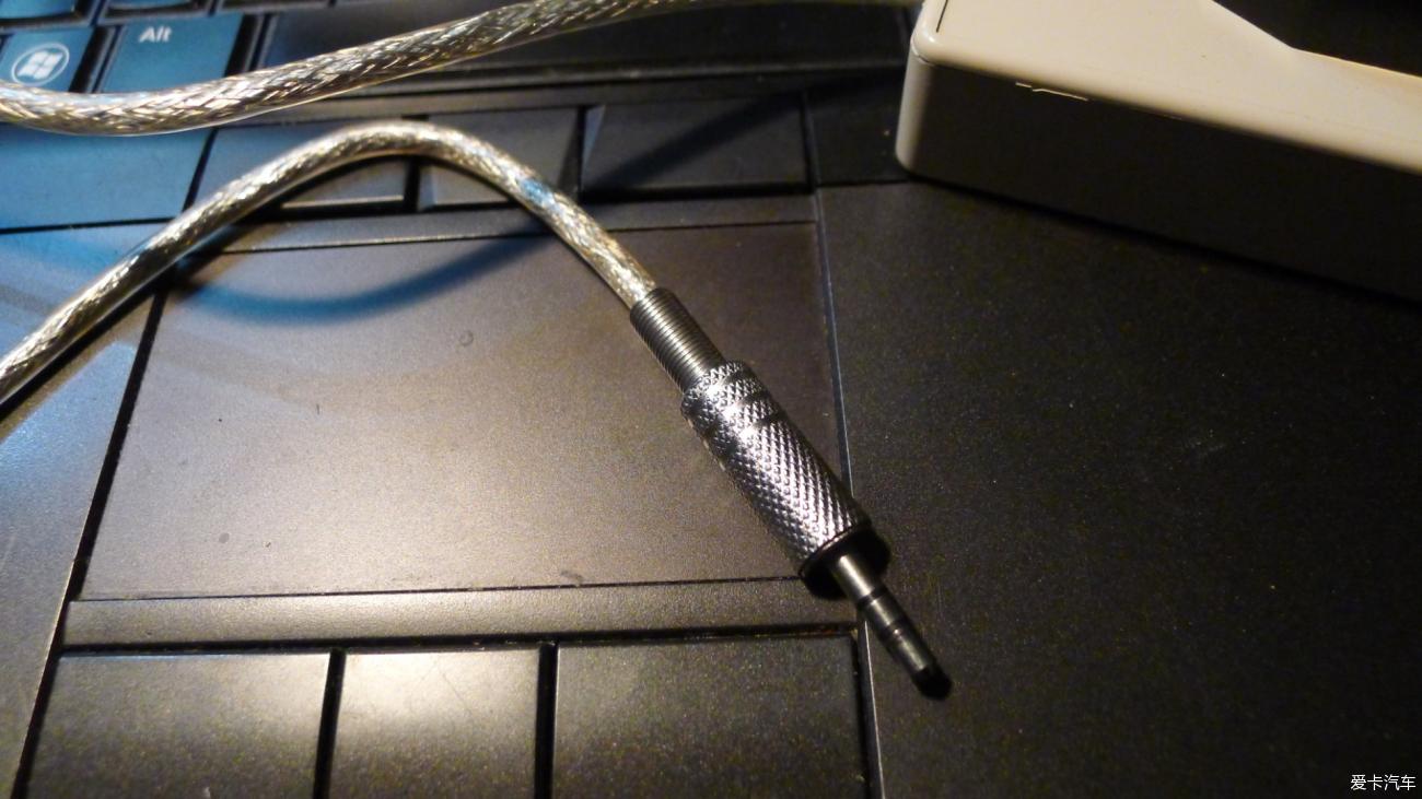 使用微动开关制作单桨电键