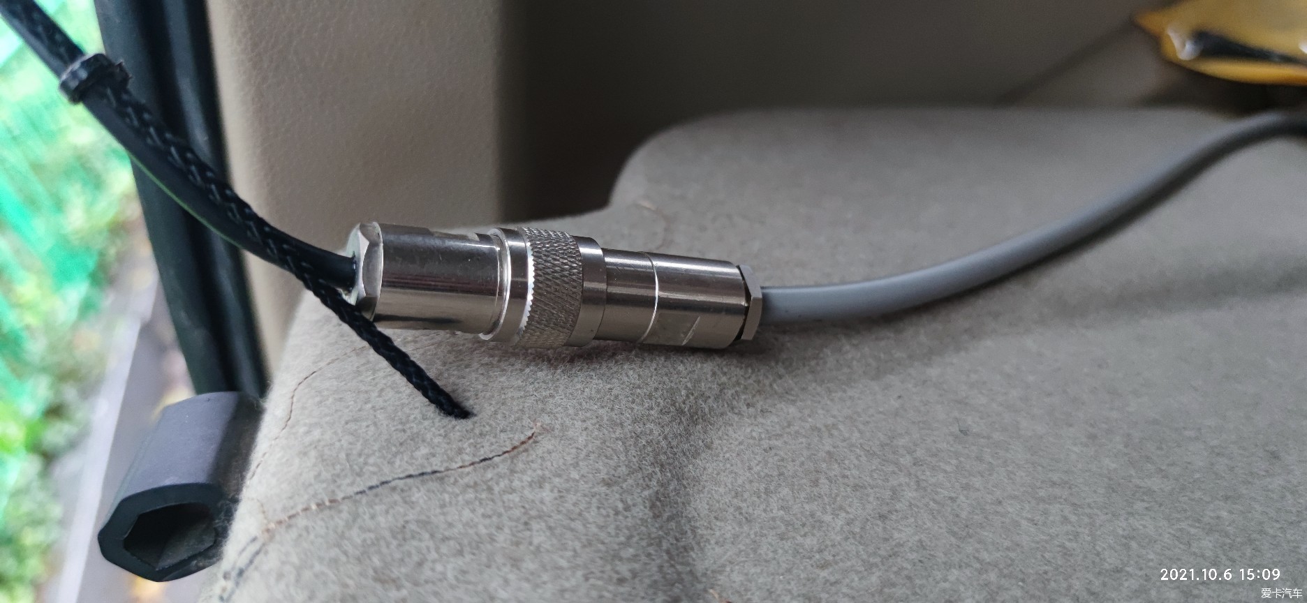 迟交两三年的车台安装作业